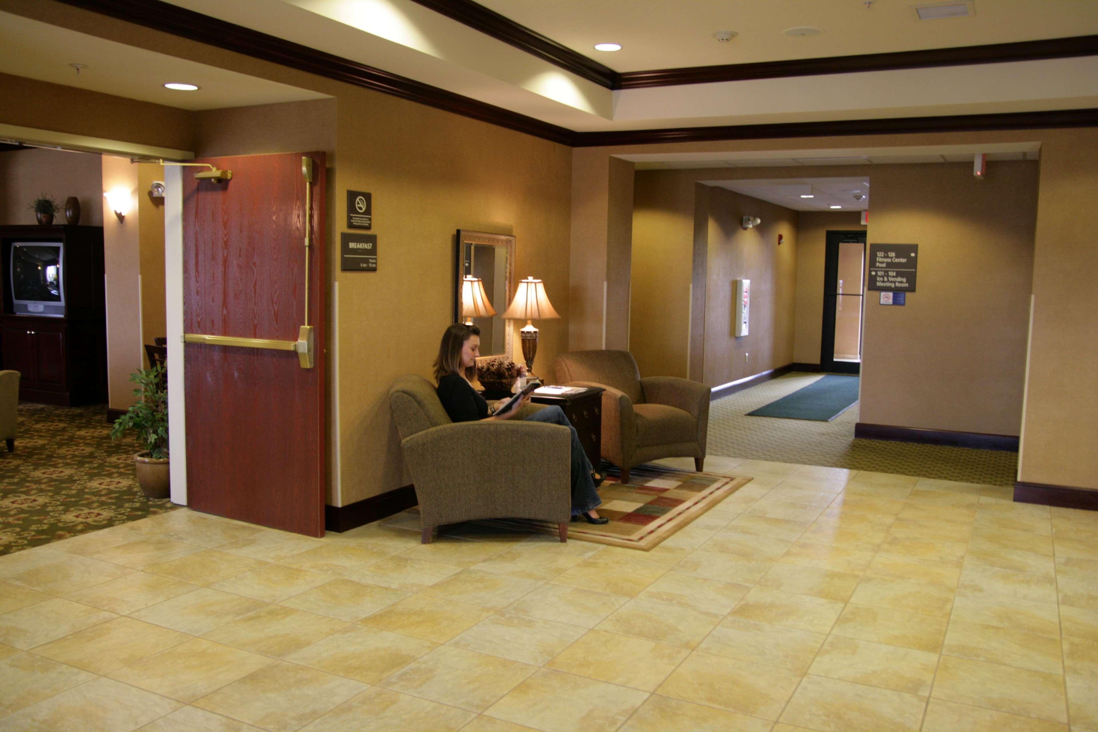Hampton Inn Stow Экстерьер фото
