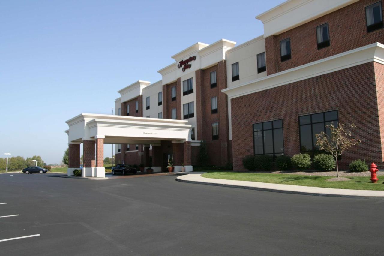 Hampton Inn Stow Экстерьер фото
