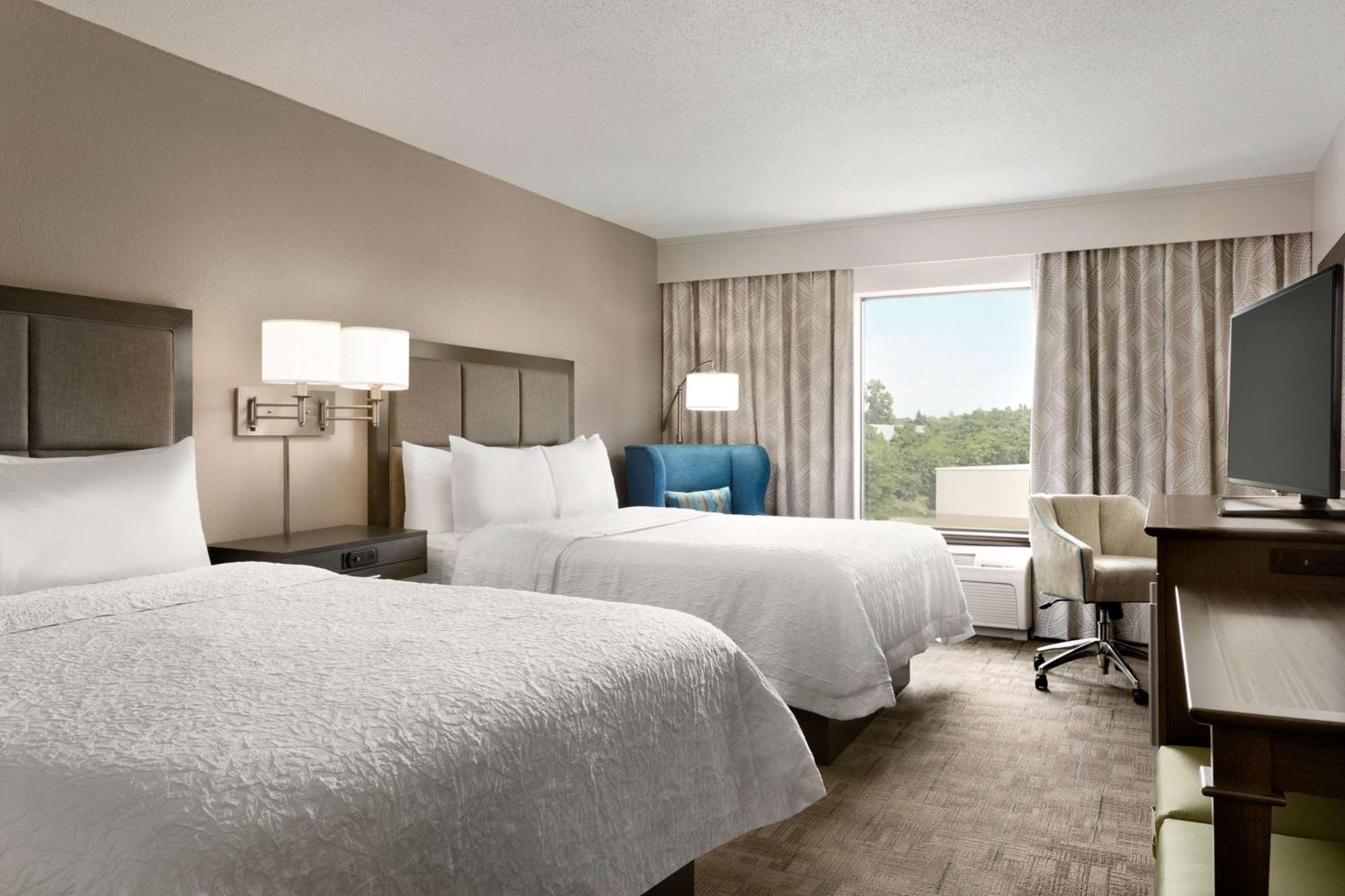 Hampton Inn Stow Экстерьер фото