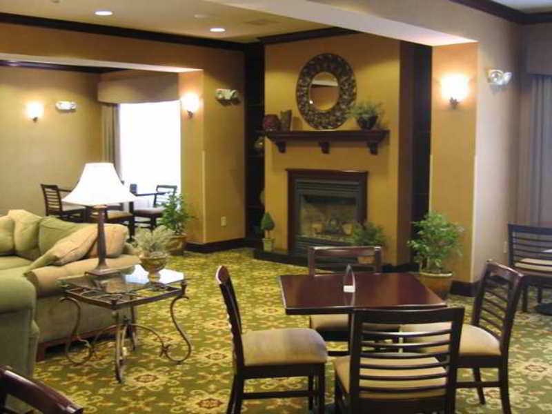 Hampton Inn Stow Интерьер фото