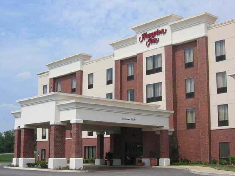 Hampton Inn Stow Экстерьер фото