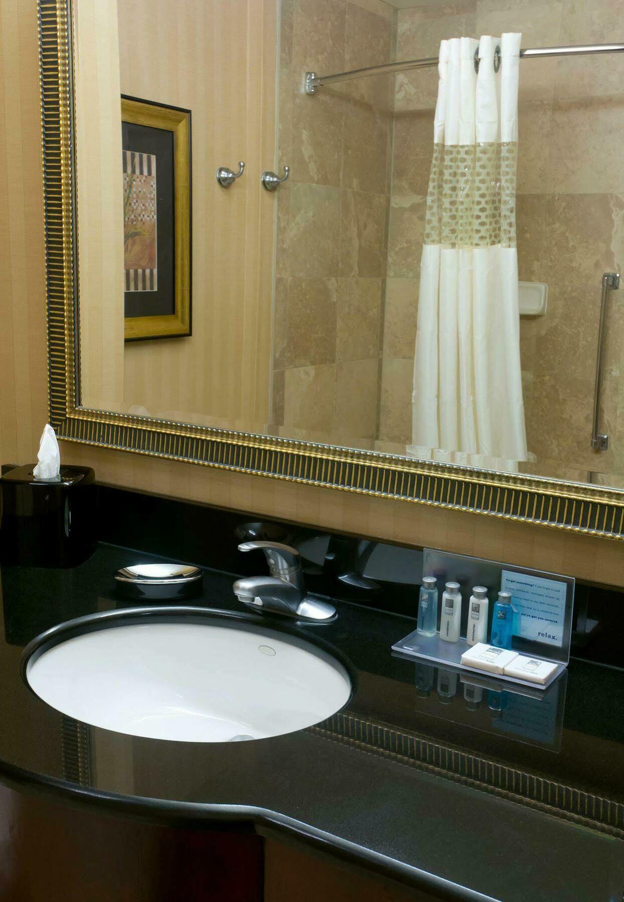 Hampton Inn Stow Экстерьер фото